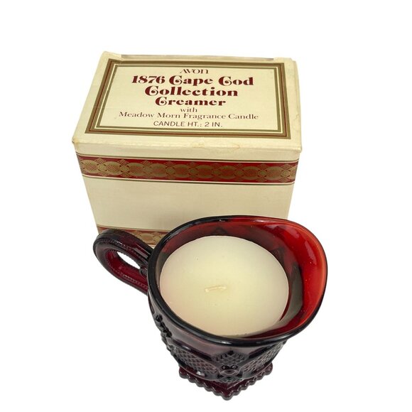 Avon 1876 Cape Cod Collection Red Glass Creamer Meadow Morn Fragrance Candle - Picture 2 of 8